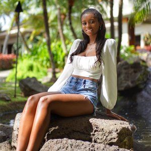 Meet your Posher, Theron